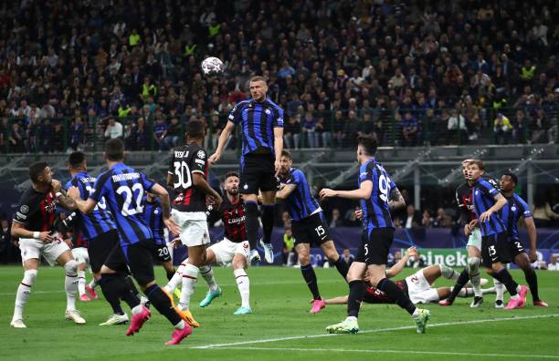 许多教练和 许多教练和