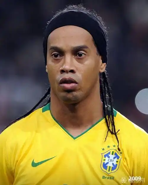 知相关人士 知相关人士