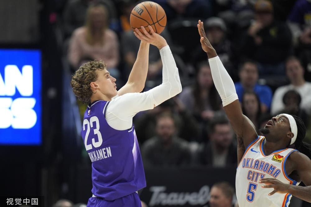 和球迷都有 和球迷都有